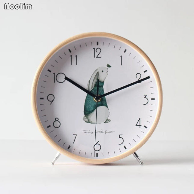 Stille houten tafelklok voor nachtkastje
