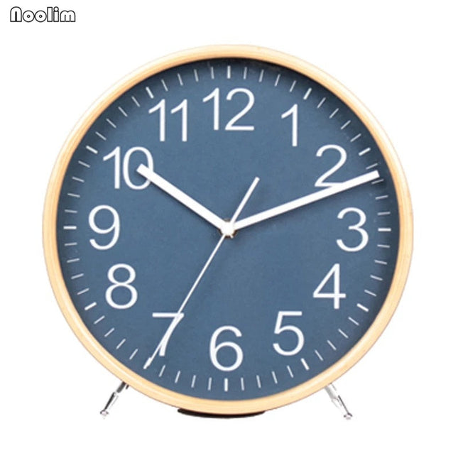 Stille houten tafelklok voor nachtkastje