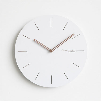 Witte minimalistische wandklok Scandinavisch design