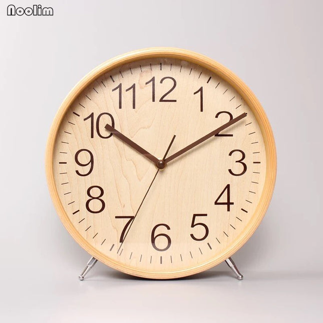 Stille houten tafelklok voor nachtkastje