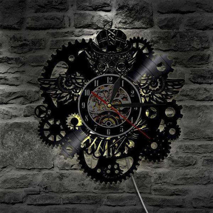 Steampunk LED wandklok uil tandwielen