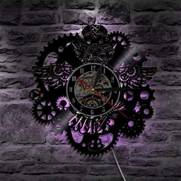Steampunk LED wandklok uil tandwielen