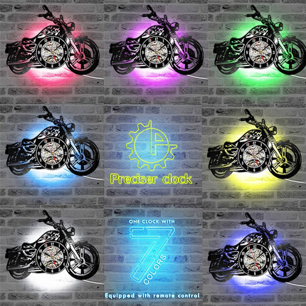 Stoere vinyl wandklok voor motorrijders