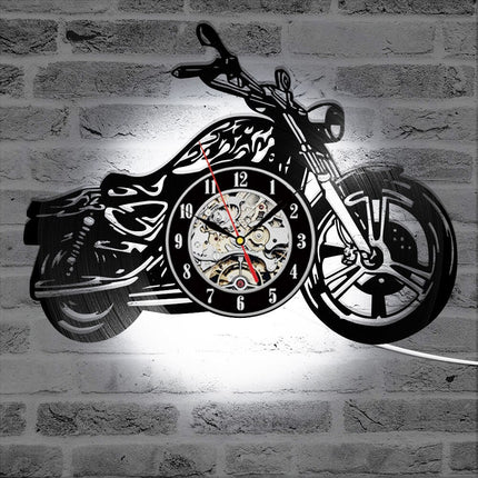 Stoere vinyl wandklok voor motorrijders
