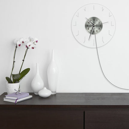 Minimalistische wandklok met led achtergrondverlichting