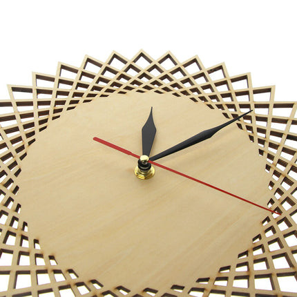 Houten wandklok met rozet design