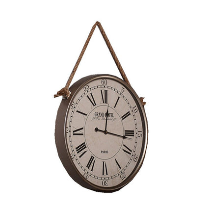 Vintage hangende klok met touw