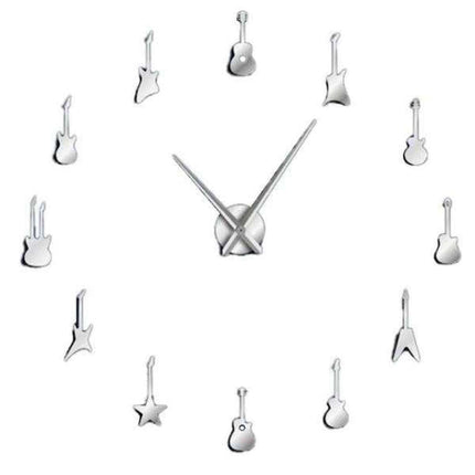 Muzikale DIY wandklok met gitaren