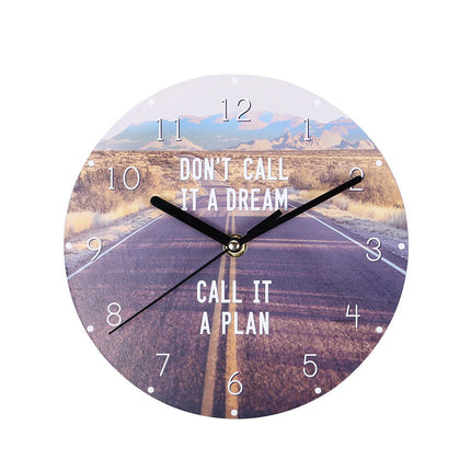 Wandklok met inspirerende Engelse tekst