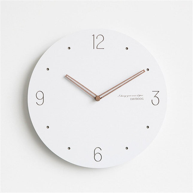 Witte minimalistische wandklok Scandinavisch design