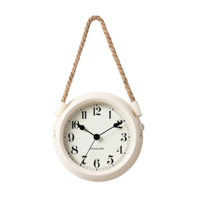 Wandklok in stijl van een zakhorloge