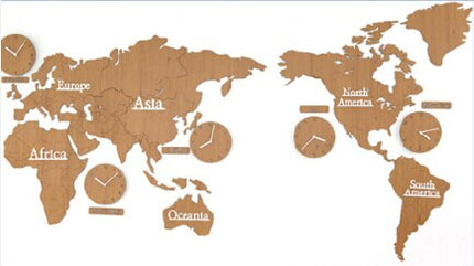 Moderne wereldkaart klok met tijdzones