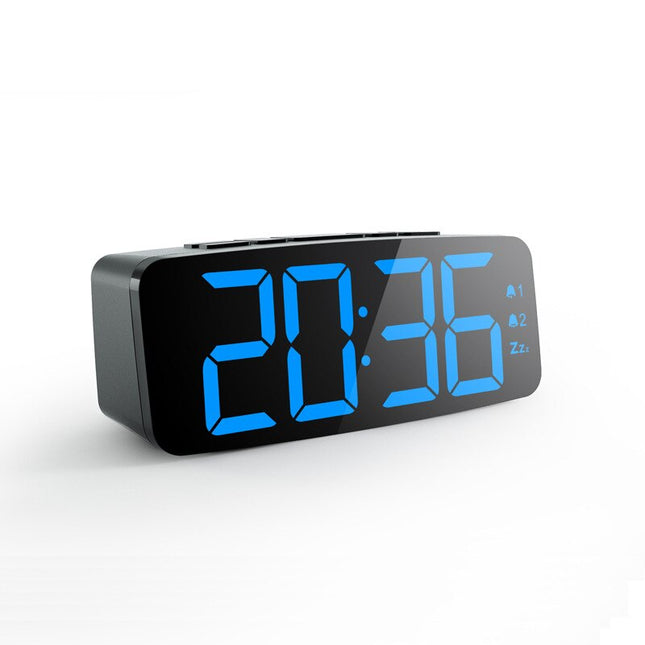 Digitale wekker met blauwe LED display