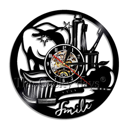 Originele vinyl klok voor tandartspraktijk