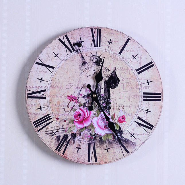 Vintage wandklok design van nummerplaten