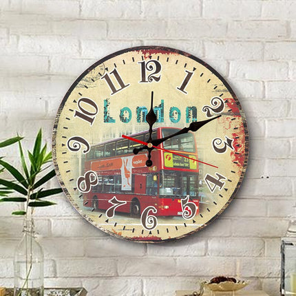 Originele houten wandklok met uilen