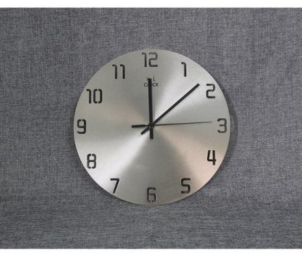 Minimalistische metalen design wandklok zilver