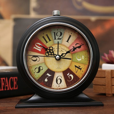 Vintage tafelklok met Parijs design