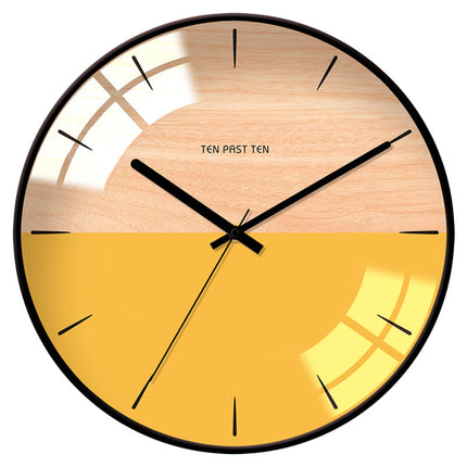 Design Wandklok Hout met Geel