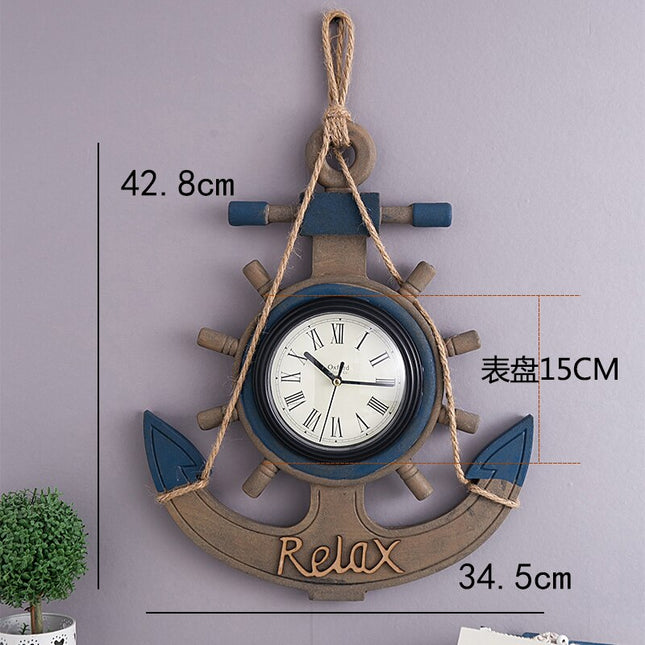 Maritieme houten wandklok in ankervorm