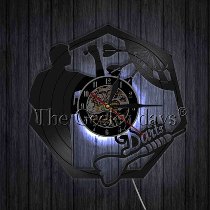 Unieke vinyl wandklok voor darters