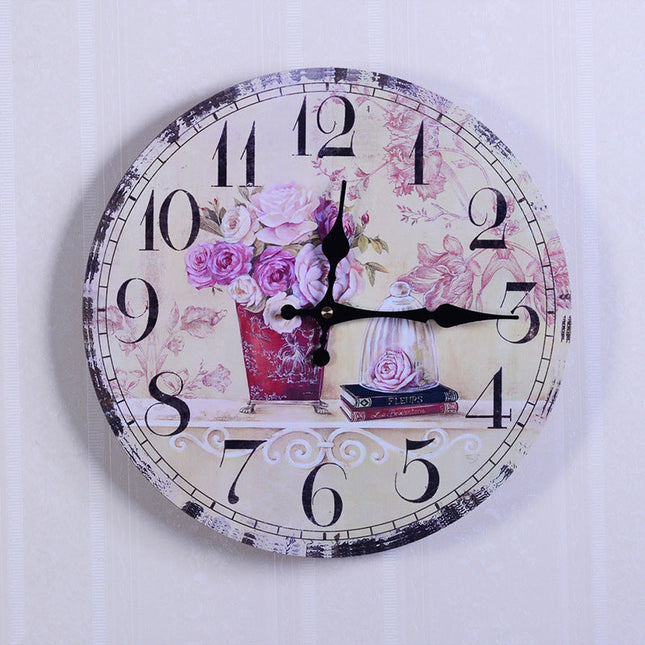 Vintage wandklok design van nummerplaten