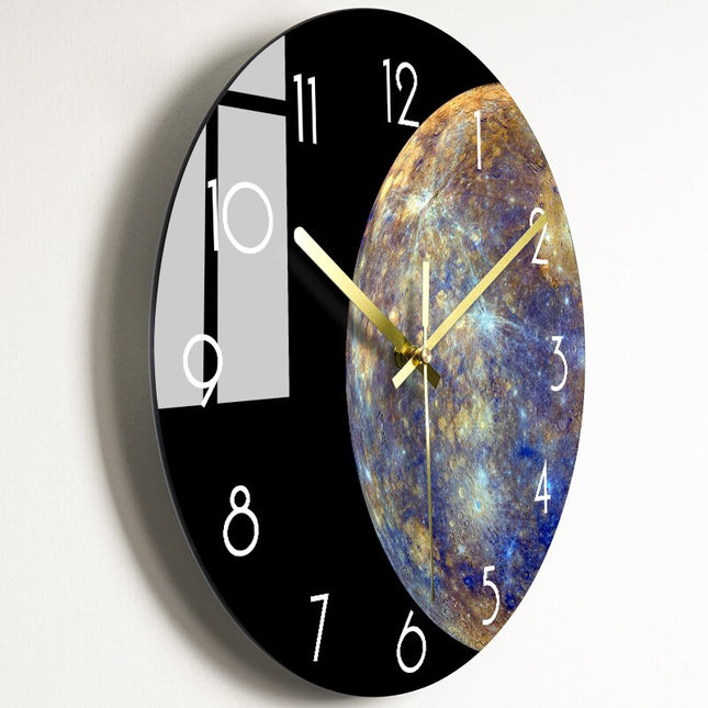Artistieke Wandklok met Gouden Details