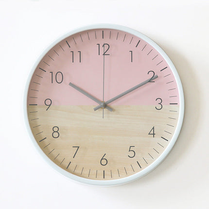 Scandinavische wandklok roze en geel
