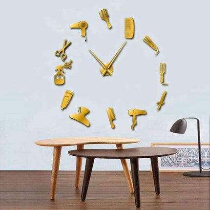3D wandklok met kapper gereedschap