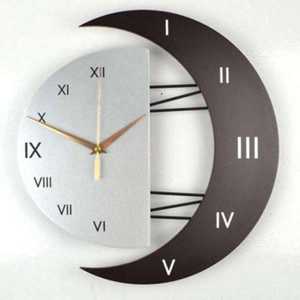 Grote wandklok design halve maan