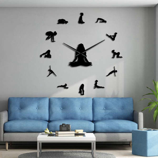 DIY Wandklok met Yoga Houdingen