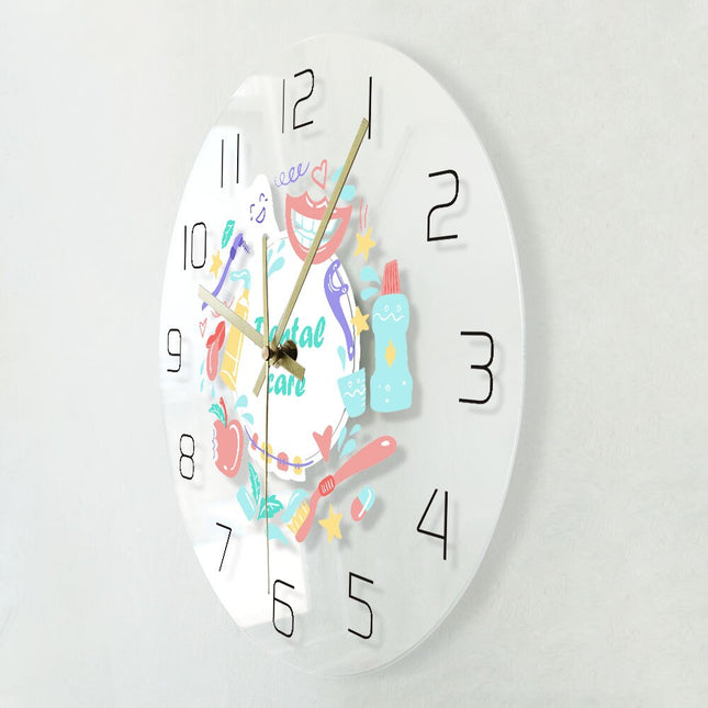 Vrolijke wandklok voor de tandarts