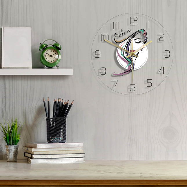 Stijlvolle wandklok voor de kapsalon