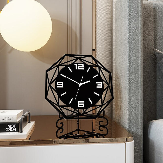 Geometrische design tafelklok van metaal