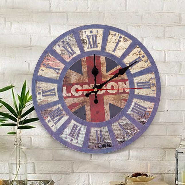 Originele houten wandklok met uilen