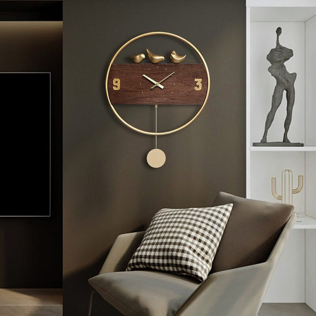 Design houten wandklok met gouden vogels