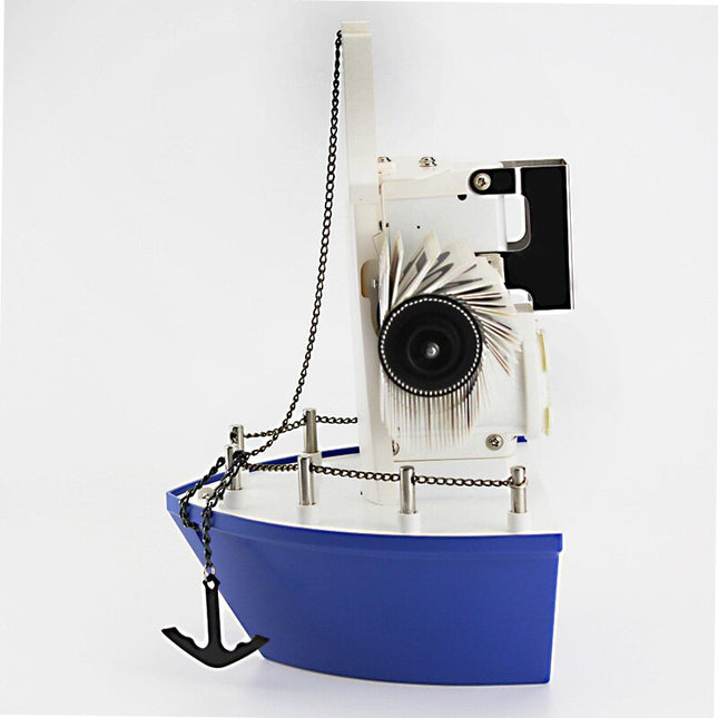 Flipklok in de vorm van zeilboot