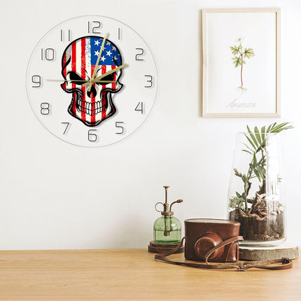 Stoere wandklok doodshoofd USA vlag