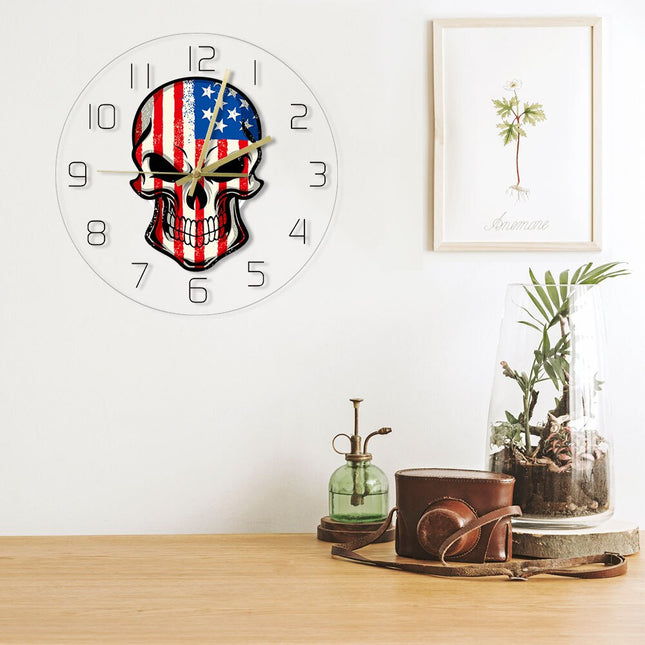 Stoere wandklok doodshoofd USA vlag