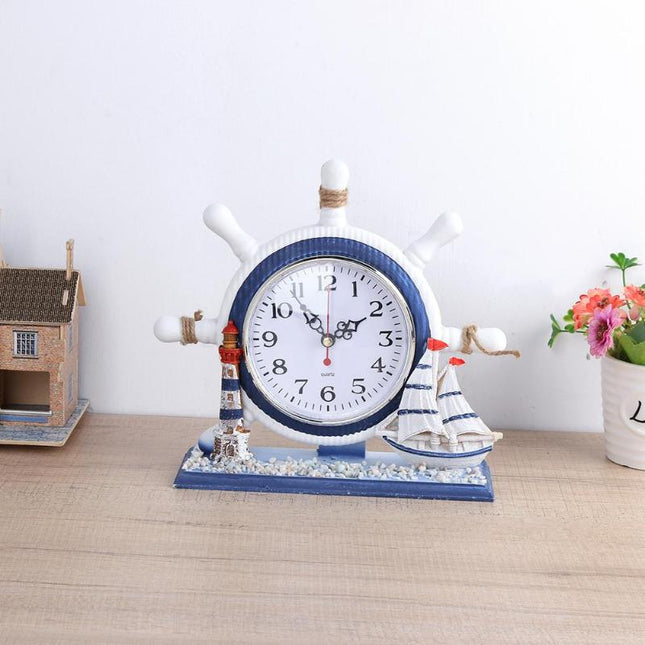 Maritieme tafelklok in stuurwiel vorm