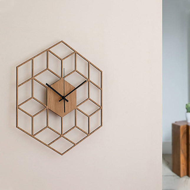 Geometrische houten wandklok kubus design