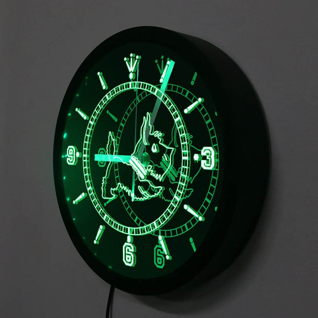 Schotse terriër wandklok met led licht