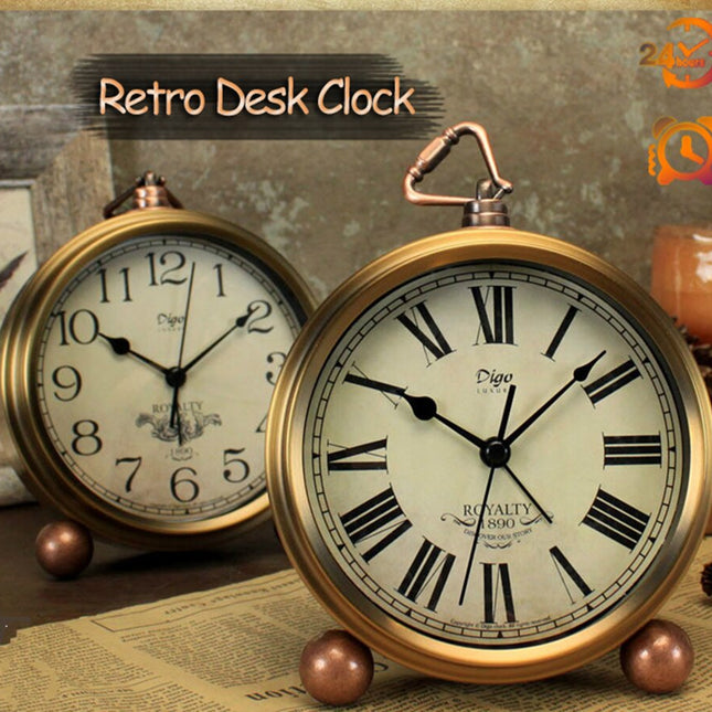 Vintage goudkleurige wekker met bel