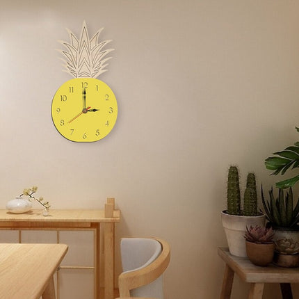 Houten kinderklok ananas design