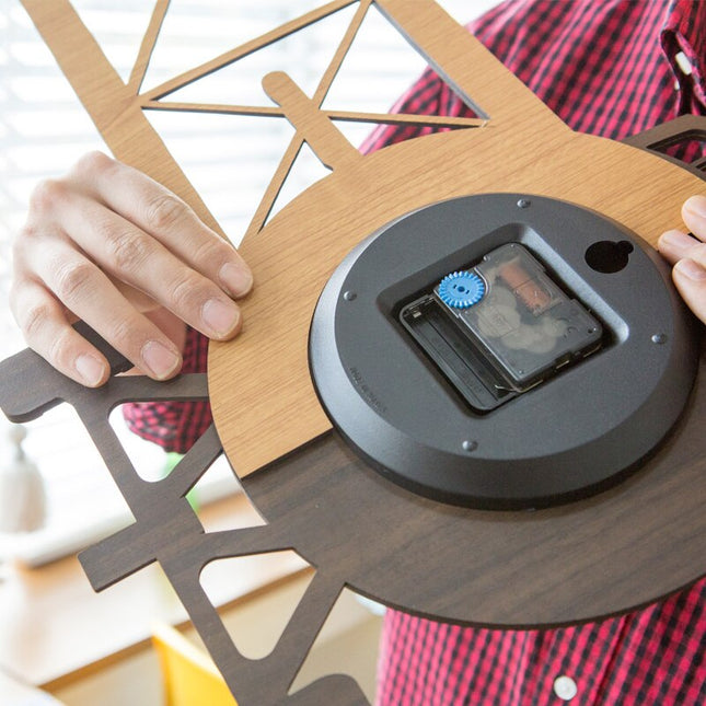 Houten vliegtuig wandklok voor kinderkamer