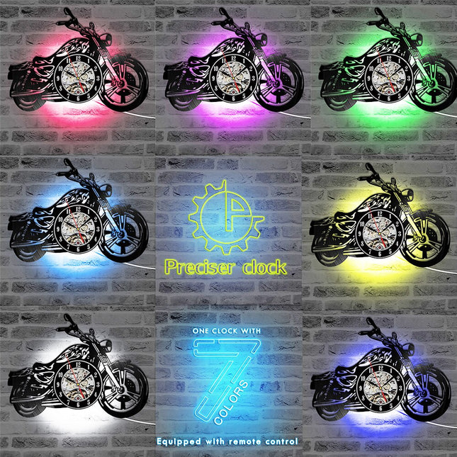 Stoere vinyl wandklok voor motorrijders