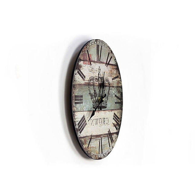 Vintage wandklok met kroon design