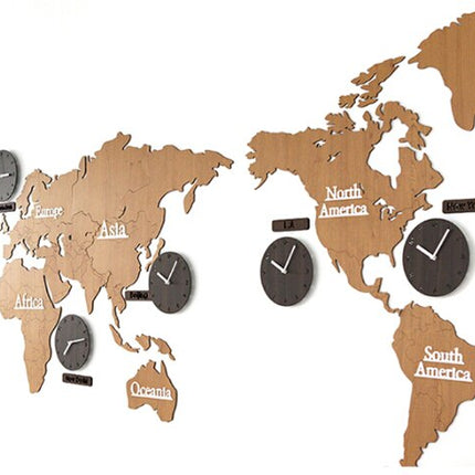 Moderne wereldkaart klok met tijdzones