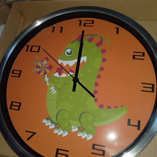 Oranje kinderklok met groene dinosaurus