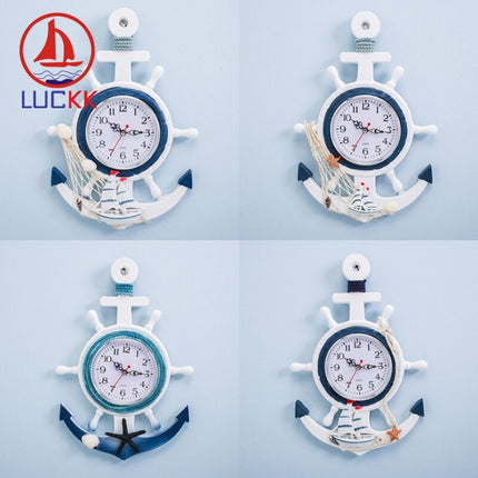 Maritieme wandklok in de vorm van anker